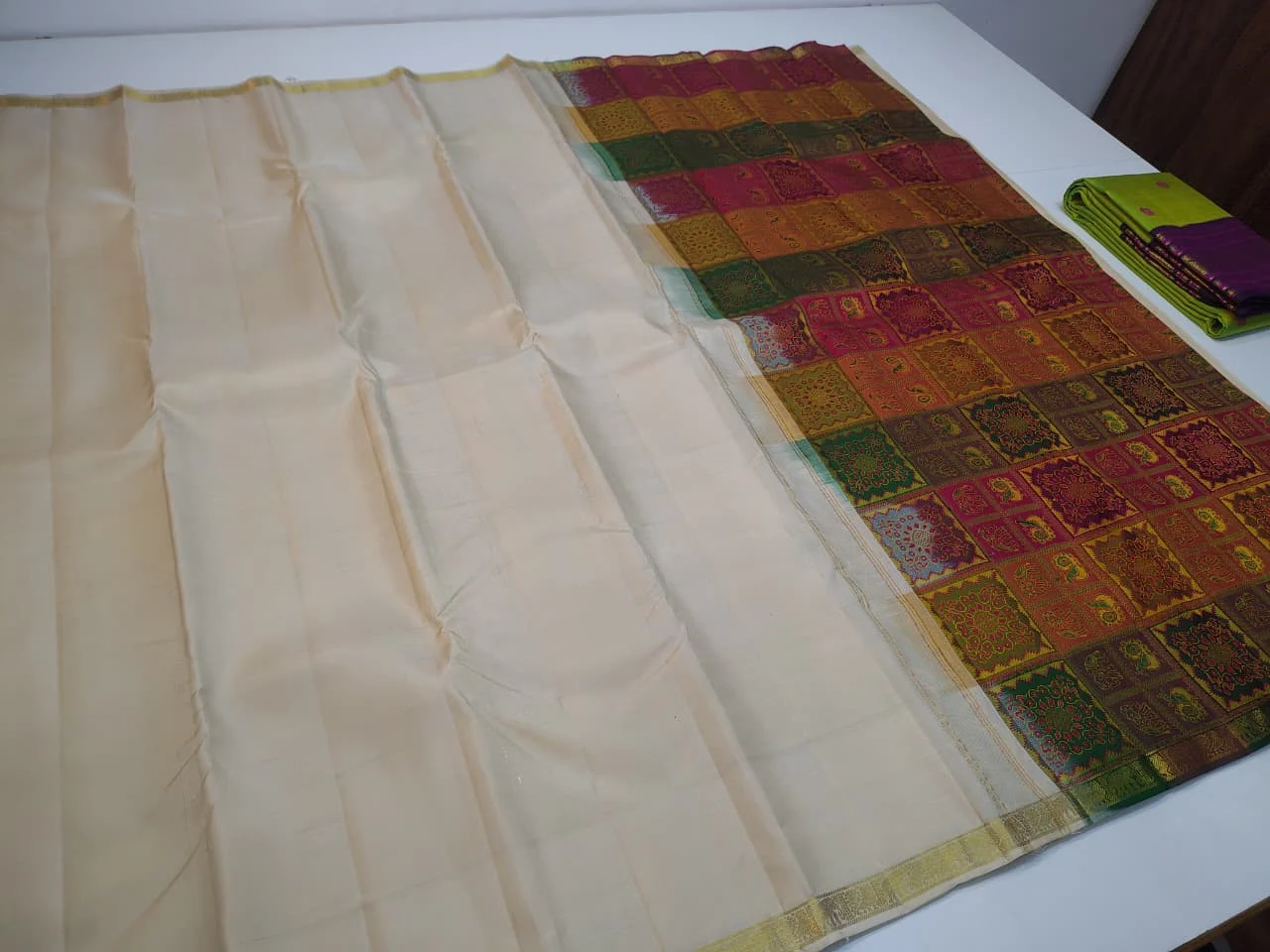 Cream and Gold with Multicolor Checked Kanchipuram Handloom Silk Saree